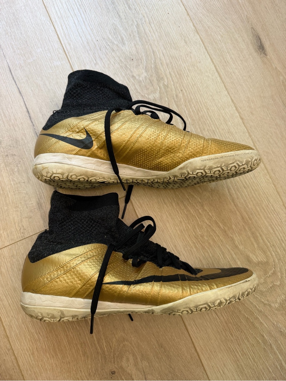 Nike Mercurial X Indoor Soccer shoes, gold, size 39 (unisex)